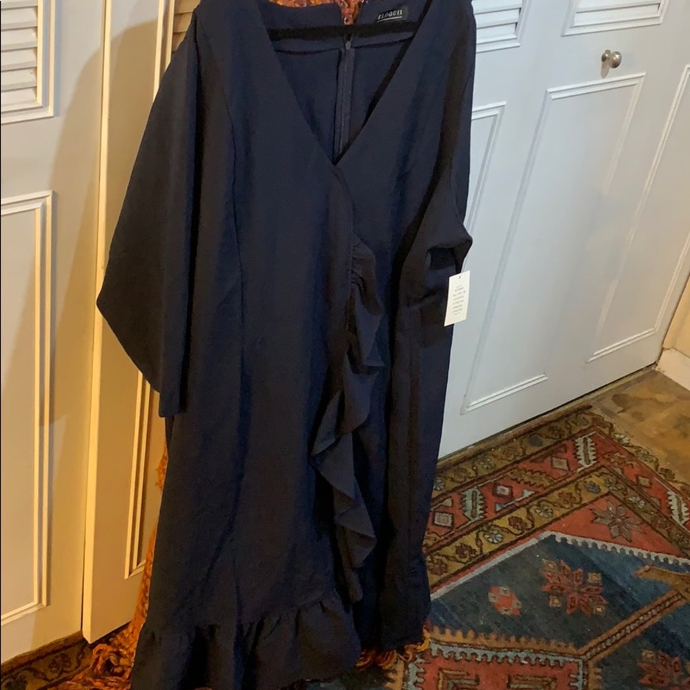 Eloquii Navy blue, v-neck, ruffled dress.